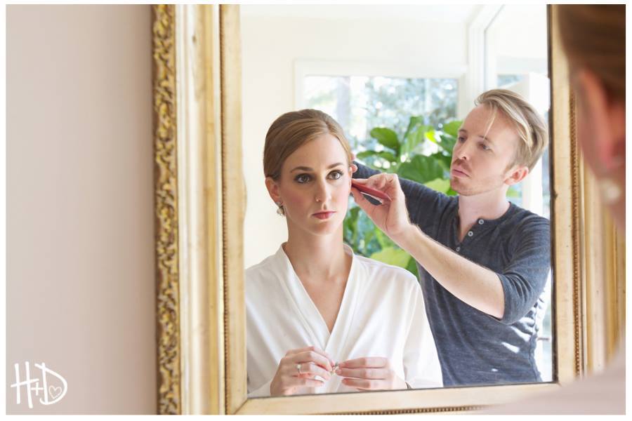 bride-getting-ready-hair-and-makeup-wedding-painter-wed-on-canvas